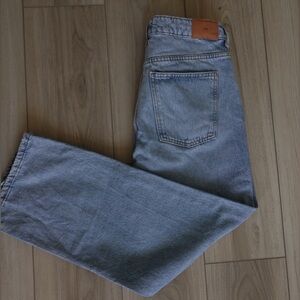 Zara Women's Light Blue Ankle Jeans